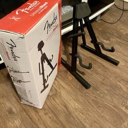 Fender Universal A-frame Electric Stand