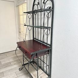 Coffee table/ decor stand