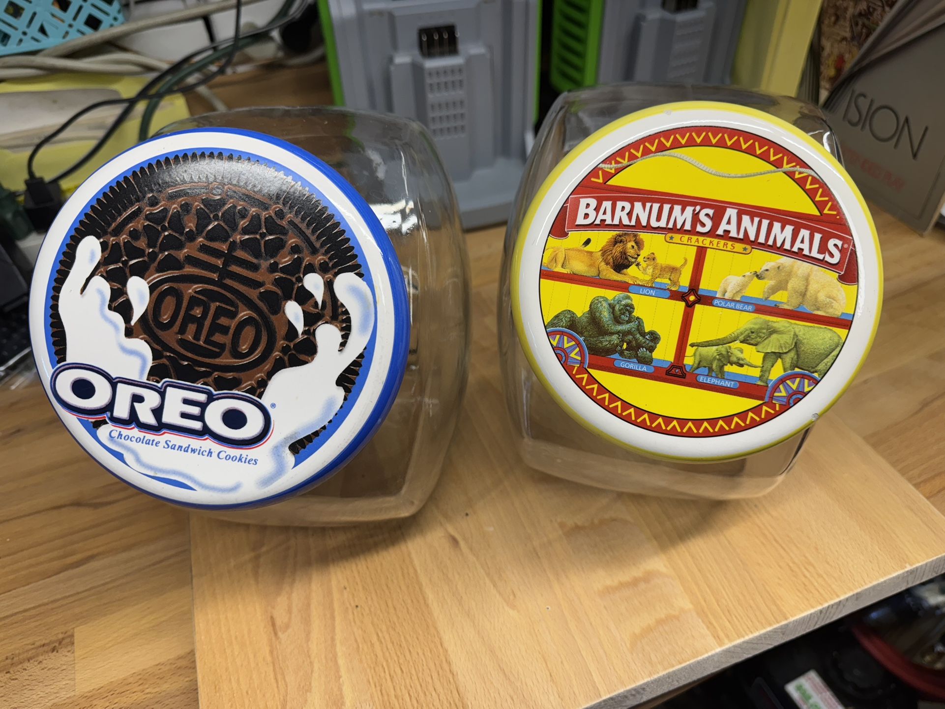 Vintage Oreo Cookie and Barnum's Animal Crackers Cookie Clear Glass Counter Top Collectible -2 cookie jars