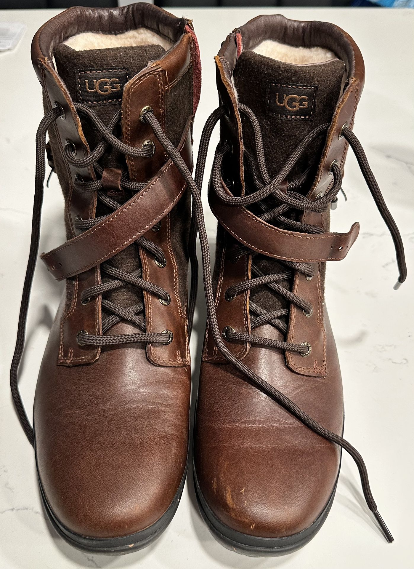 UGG Kesey Waterproof Boots Sheepskin Lined Lace Up Side Zip Women’s Size 12