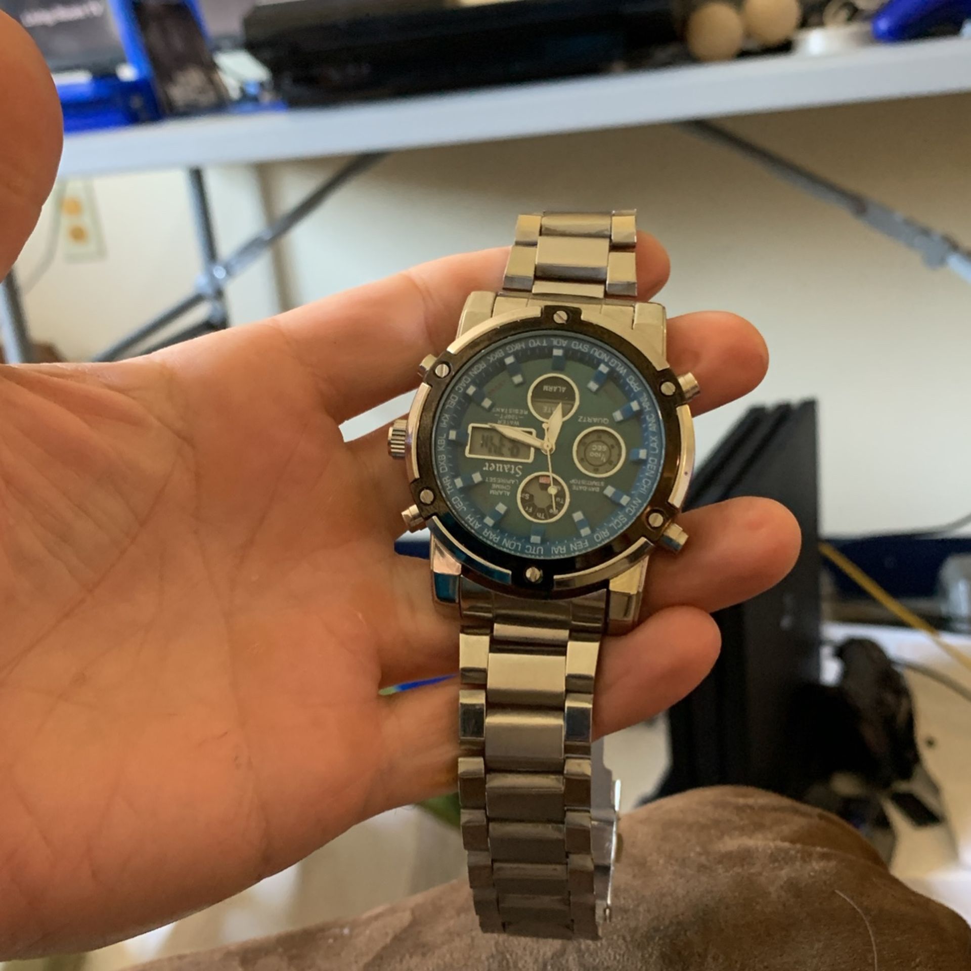 Two for one there brilliantly crafted you can make if your wrist is smaller and you can obviously adjust it only needs a pen you got stainless steelSt