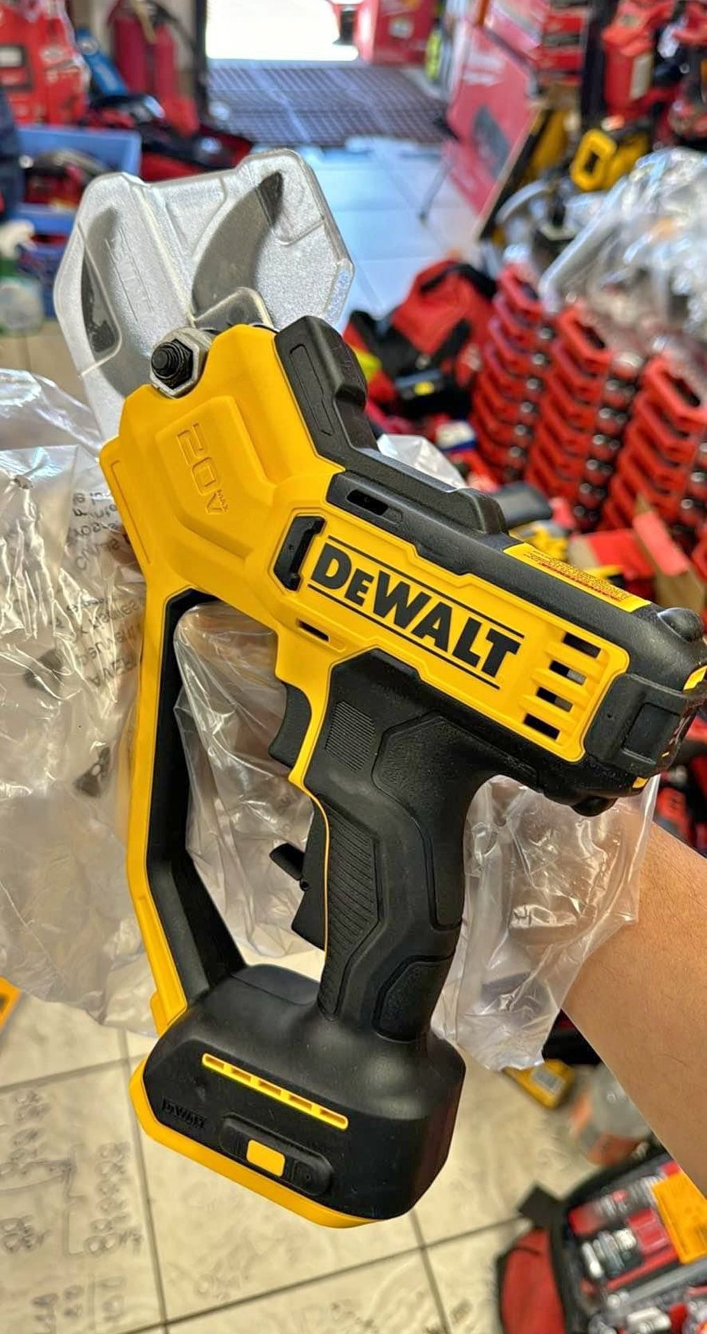 Dewalt 20v Pruner Tool Only 