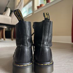 Dr. Martens 1460 Black Boot Women’s Size 7