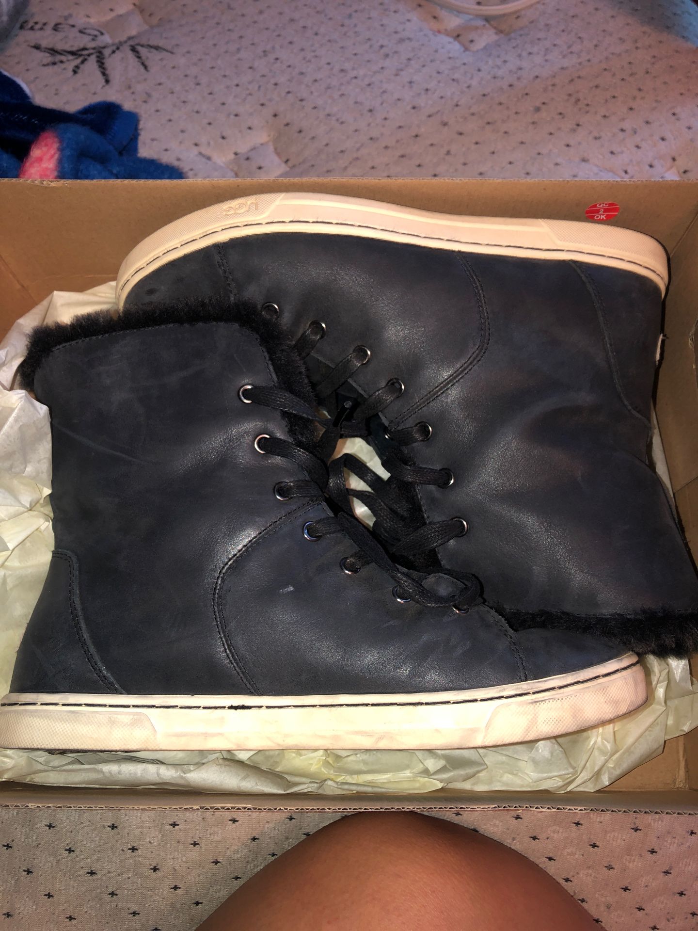 UGG high top sneakers with fur inside CHEAP! WILL GO FAST
