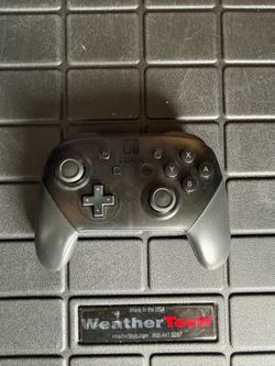 Nintendo Switch Pro Controller