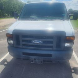 2014 Ford E-250  Cargo Van