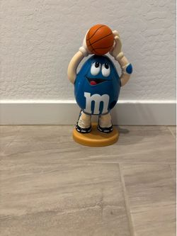 m&m dispenser