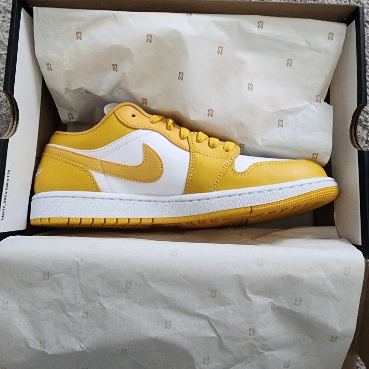 Air Jordan 1 Low