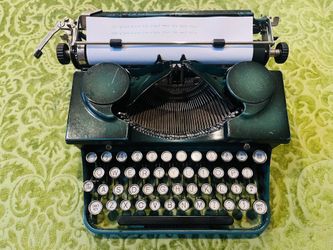 Gorgeous Green 1931 Royal P Typewriter In Great Working Condition