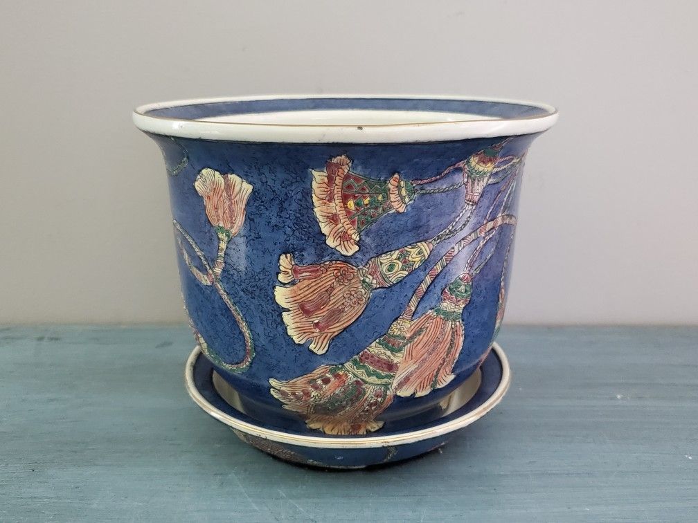 Vintage Ceramic Flower Pot/Planter