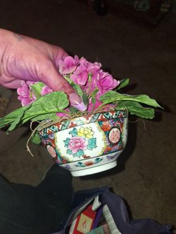 Chinese Famille Rose Porcelain Bowl