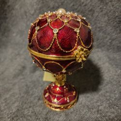 Collette Art Cie Collection Egg Music box Enamel "Waltz of the Flower"