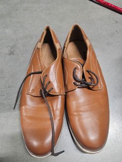 Restoration brown derby shoes