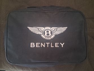 Bentley US 7002 Battery Charger with Case
