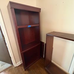 Large Bookshelf w/ 2 Extra Shelves