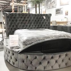 Round Queen Bed With Storage Gray Velvet ✔️ Brand New 💯 Delivery Available 🚚 Color Options ✅
