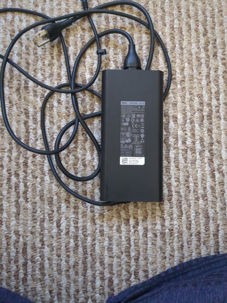 Dell 240w AC/DC Laptop Adapter