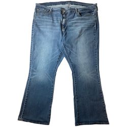 Levi's Signature Blue Modern Boot Cut Women's Jeans Plus Size 28W
