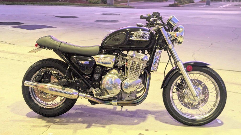 1995 Triumph Thunderbird 900