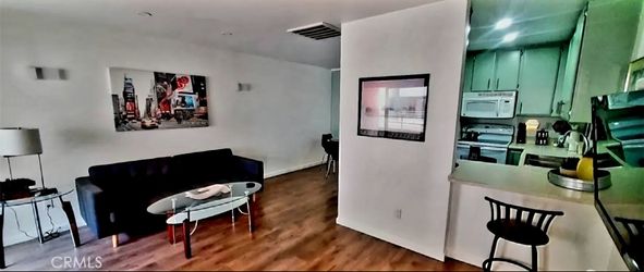 Lease 1 Bedroom Downtown PS