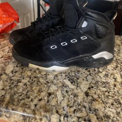 Gently Used Jordan’s Size 10
