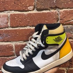 Jordan 1 Volt Size 11