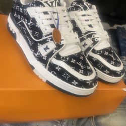 Louis Vuitton Sneakers 