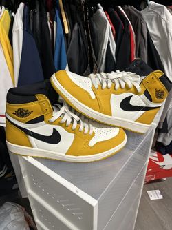 Jordan 1 retro size 10.5 Nike sneaker shoe ochre