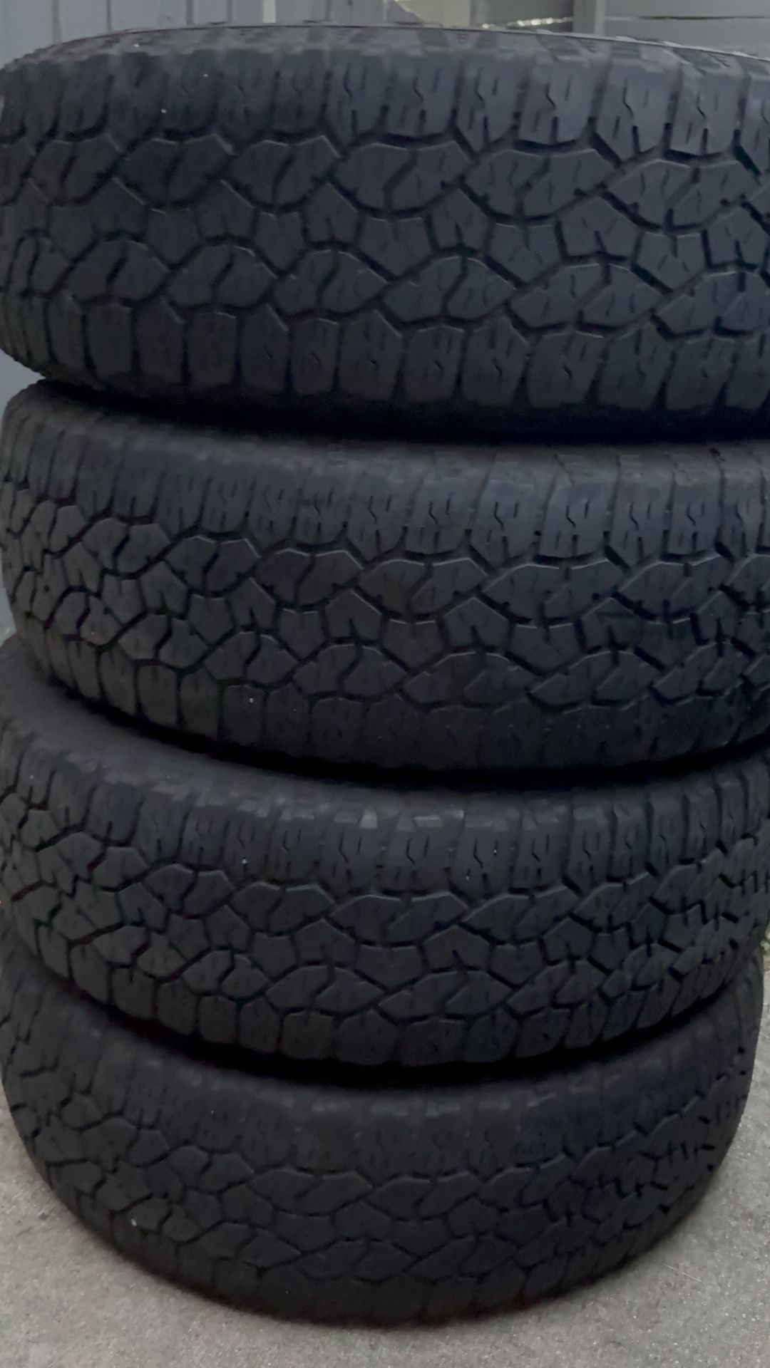 4 Good Use Tires Goodyear Wrangler 265/70/17