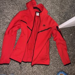 Nike Tech 