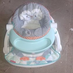 Baby Seat/ Portable Highchair  Or Snack And Play Chair 