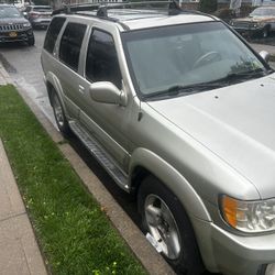 2003 Infiniti QX4