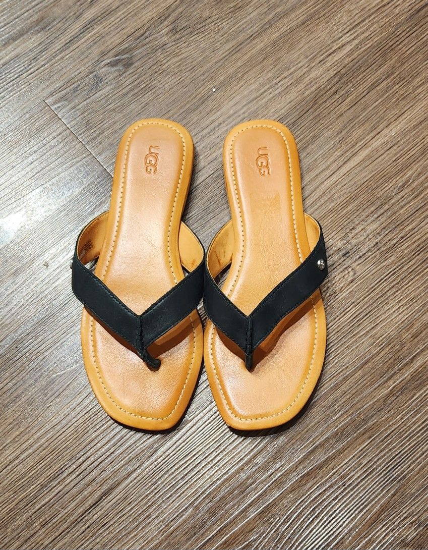 Ugg Women Sandals 