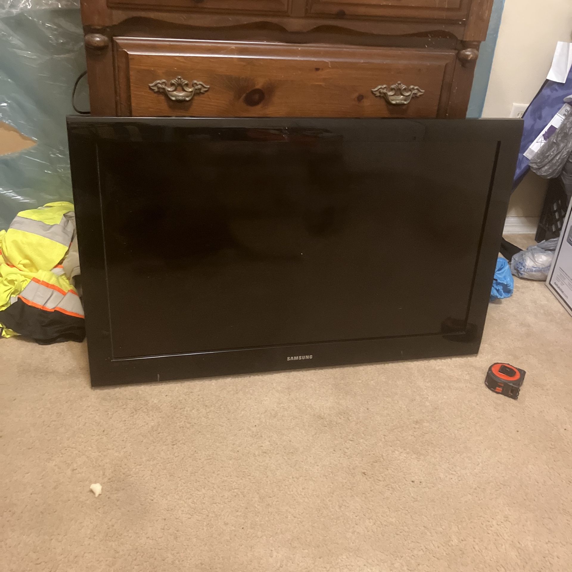 Tv For Sale ( Pick Up Only)