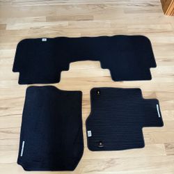 2024 Honda CRV floor mat set new