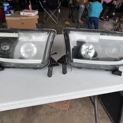 10-16 Tundra Headlights 