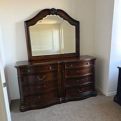 Heavy Dresser With Mirror And Side Table 