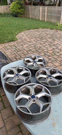 Set of 4 Ford Alloy Wheels