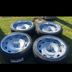 WHEELS US MAGS 22” STAGGERED OBS C10