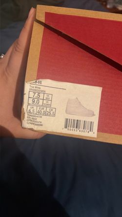 Vans Sk8-Hi True White Women's Size 9
