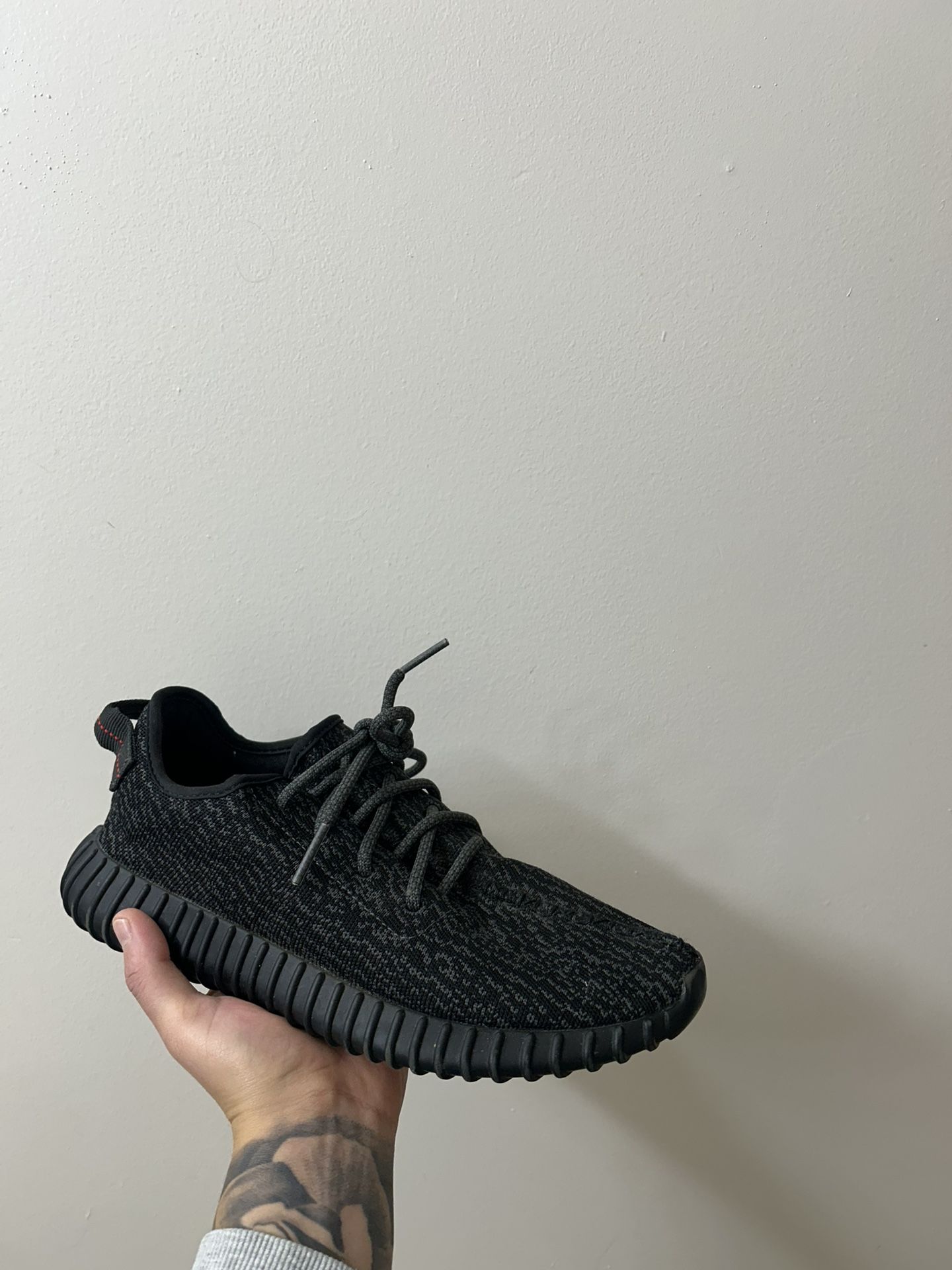 Yeezy 350 Pirate Black (Size 9)