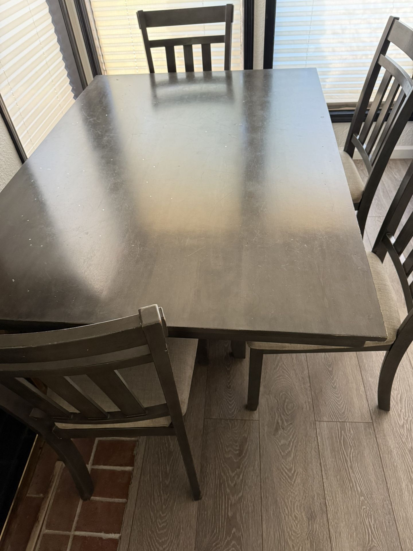Dining Room Table 