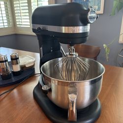 Kitchen Aid Stand Mixer