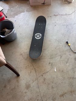Skate board