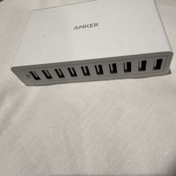 USB Charging Station / Multi-Port Charger 