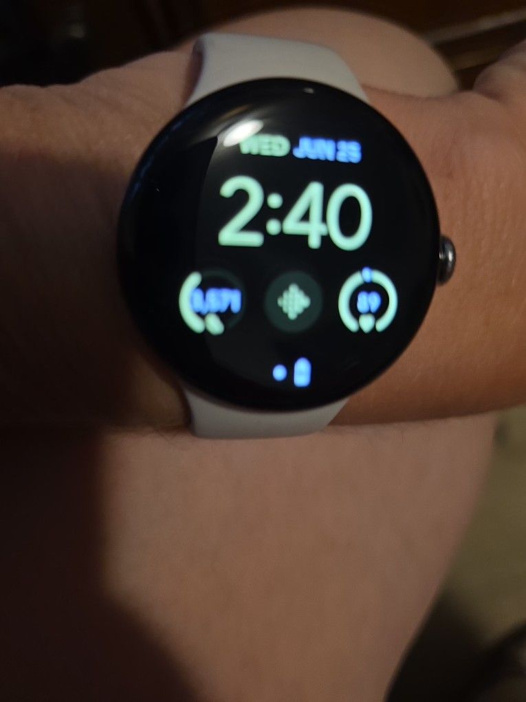 Brand New In Box Google Pizel 3 Watch