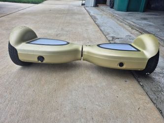 Jetson Mojo Dynamic Sound Hoverboard with Bluetooth