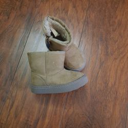 Cat & Jack Boots