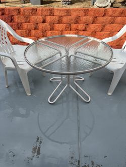 Patio Table With 2 Chairs 