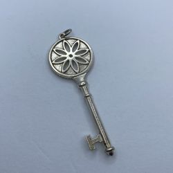 Tiffany & Co. Daisy Flower Key